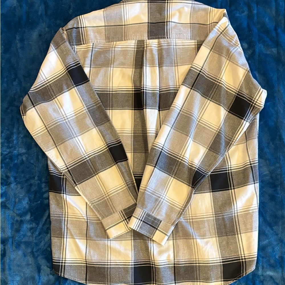 47. Cinch Men's Plaid Button-Down Rodeo Shirt, Size M - Picture 2 of 4